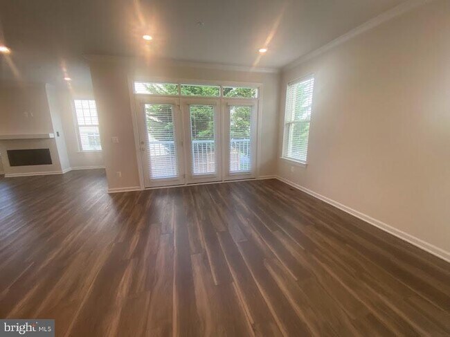 Building Photo - 506 Nursery Ln
