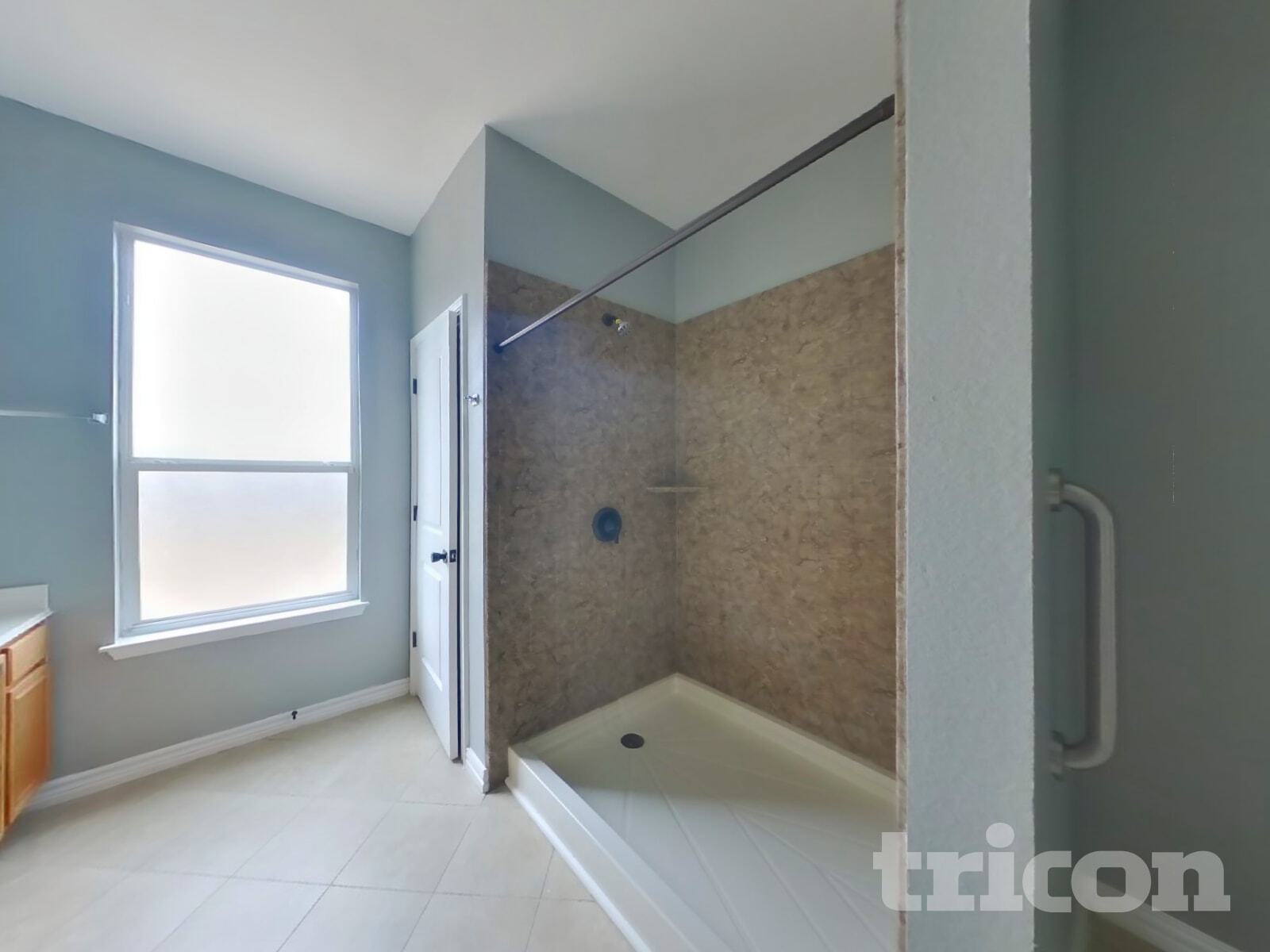 Building Photo - 2309 Green Creek Dr