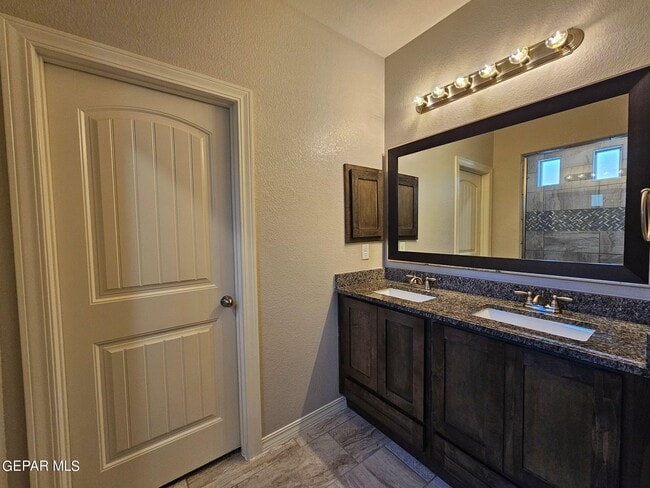 Building Photo - 3980 Desert Nomad Dr