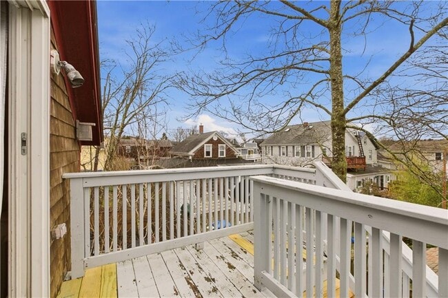 Building Photo - 9 Bacheller St