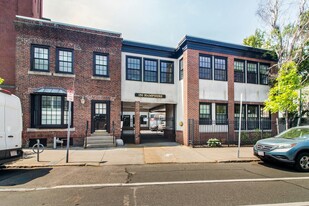 Building Photo - 150 Hampshire St