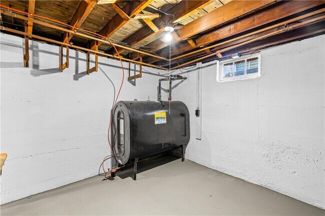 Building Photo - 111 Canna St