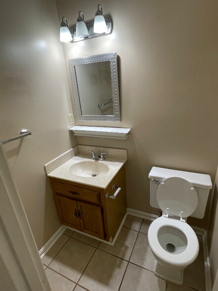 Building Photo - 8310 Damascus Cir