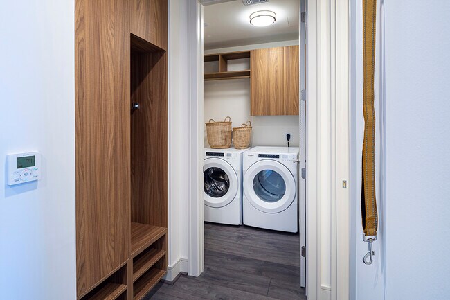 Building Photo - 2-Bedroom Haven: Luxury Living, Modern Con...