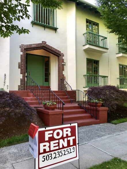 Lovely main entrance - 1911 NE 22nd Ave