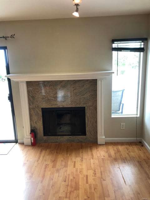Building Photo - 6895 Carnation Dr
