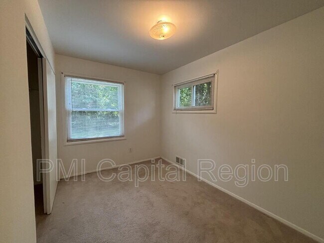 Building Photo - 5830 Vandegrift Ave
