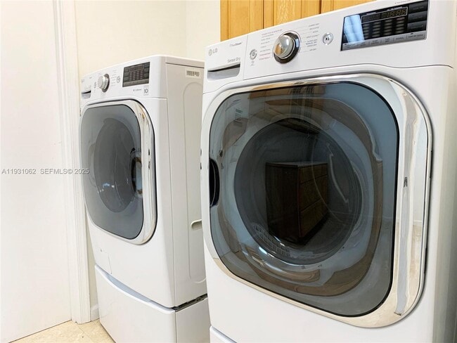 Building Photo - 22832 Marbella Cir