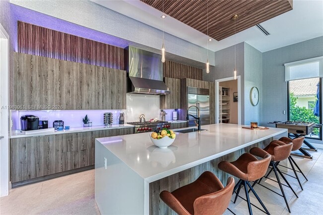 Building Photo - 2817 NE 35th St