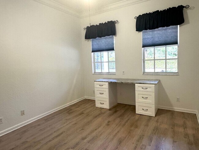 Building Photo - 195 Via Veracruz