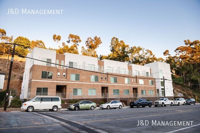 Building Photo - 3333 Reynard Way