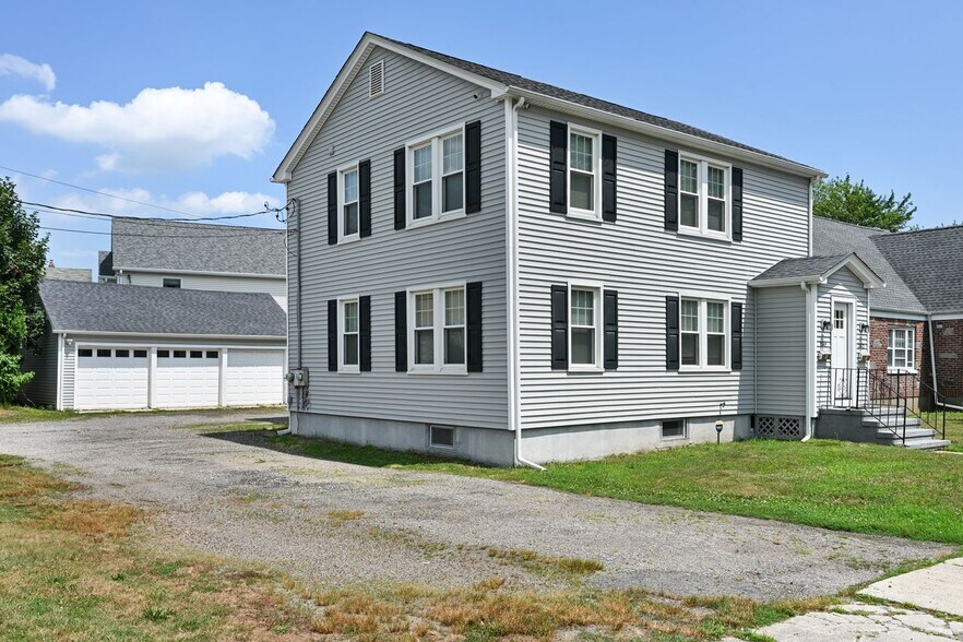 Primary Photo - 232 Hillside Ave