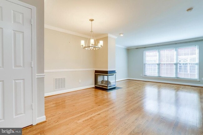 Building Photo - 1706 S Edgewood St