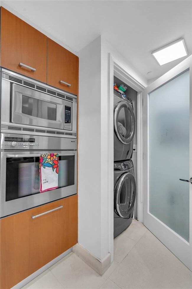 Building Photo - 400 Alton Rd