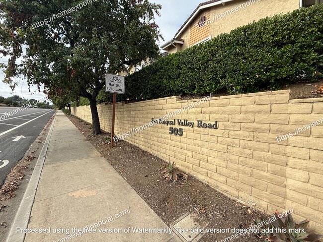 Building Photo - Nice Home For Rent