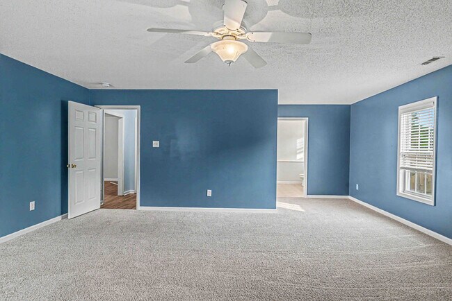 Building Photo - 118 Magnolia Ln