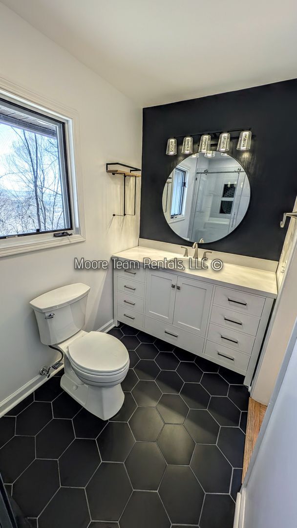 Building Photo - Charming 3-Bedroom Home in High Vista Gated Community – Stunning Views & Modern Updates!