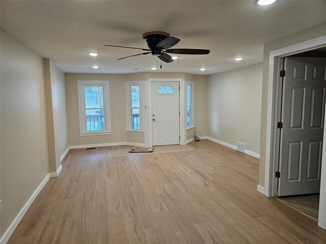 Building Photo - 5 W Chenango Rd