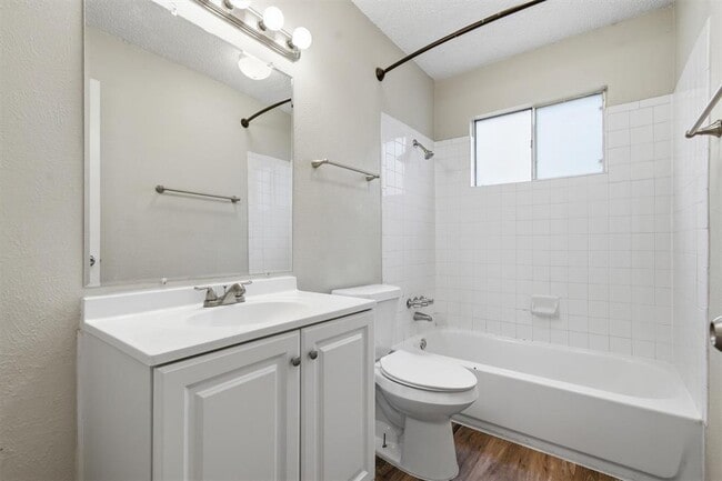 Building Photo - 6305 Emerald Forest Dr