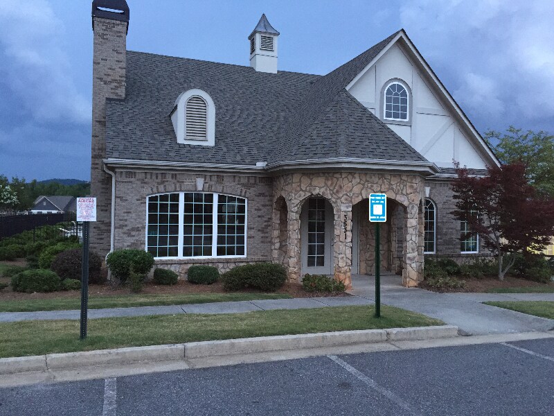 Building Photo - 3556 Village Enclave Ln