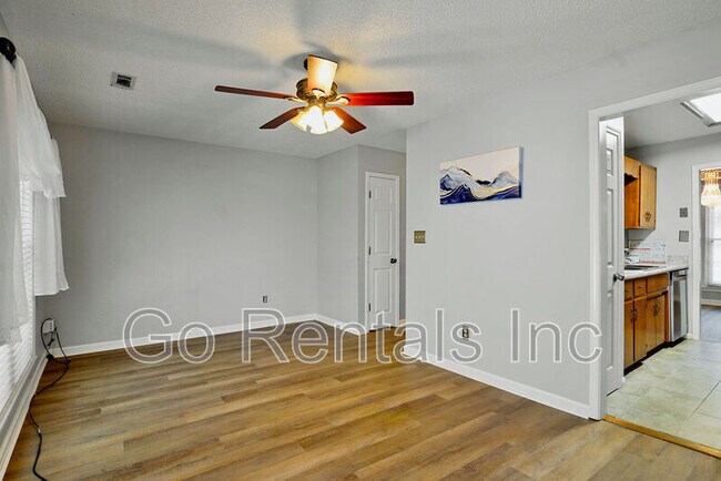 Building Photo - 4601 Little River Rd