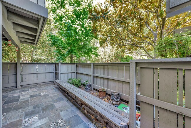 Building Photo - Hidden Gem at Saratoga Creekside – End Uni...