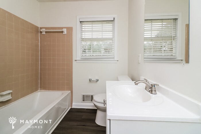 Building Photo - 6513 Osceola Way