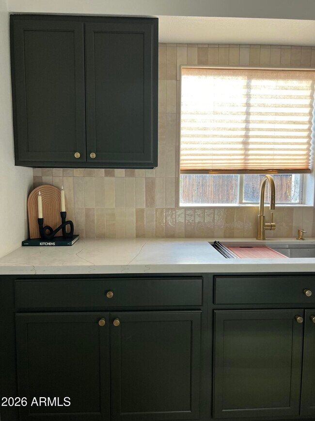 Building Photo - 11607 N 21st Ave