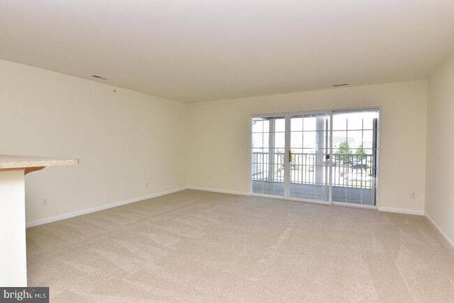 Building Photo - 1306 Caitlins Way
