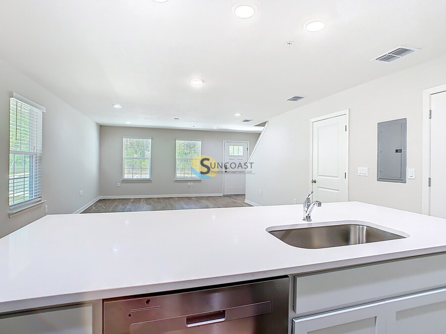 Building Photo - 3821 SW 43rd Ct