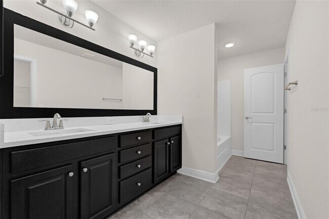 Building Photo - 424 Buchannan Dr