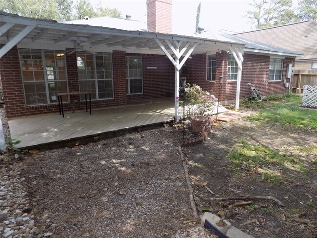 Building Photo - 22623 River Birch Dr