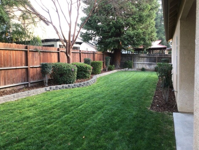 Building Photo - 1138 E Royal Dornoch Ave