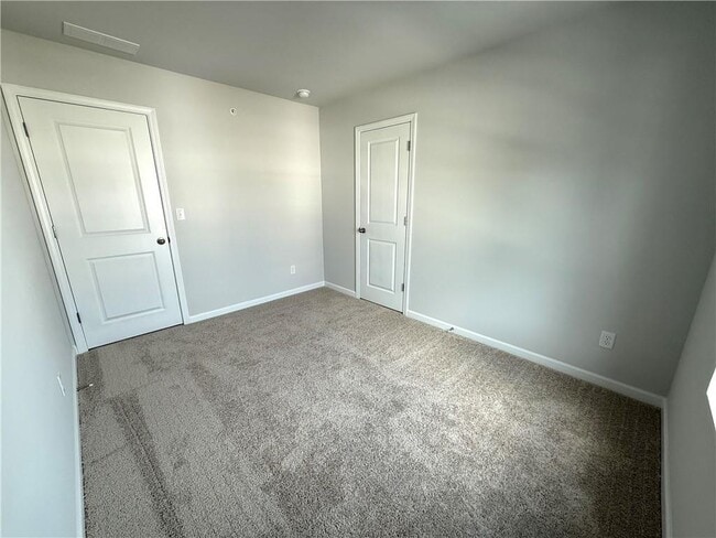 Building Photo - 401 Lanier Cir