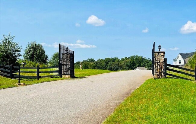 Building Photo - 146 Pumice Dr