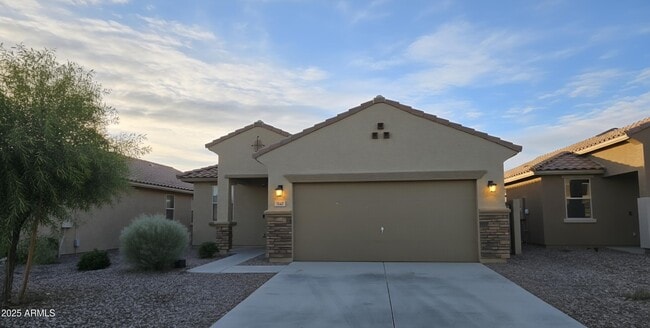 Primary Photo - 7127 W Rancho Dr