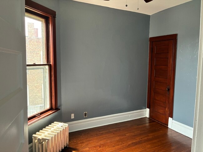 Building Photo - 5524 S Paulina St
