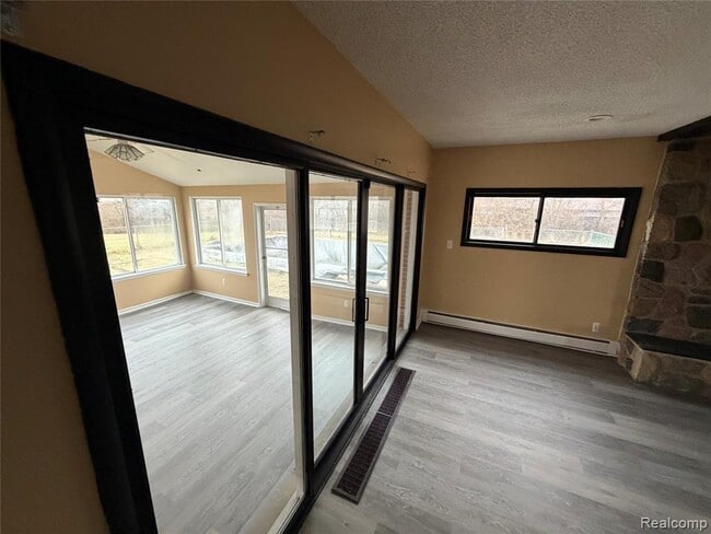 Building Photo - 45669 Harmony Ln