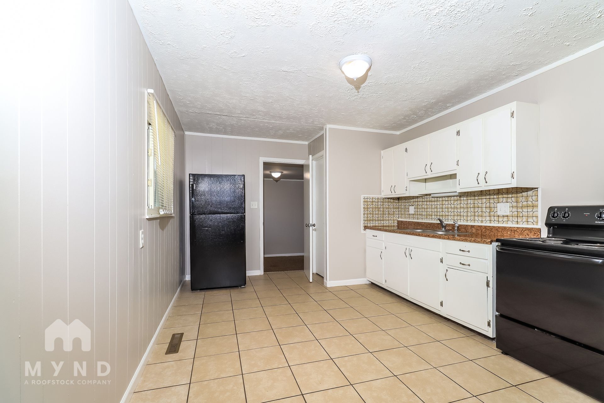 Building Photo - 3049 Bluefield Dr