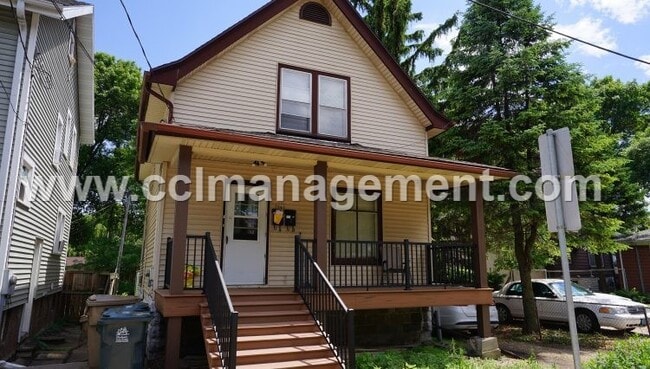 Building Photo - 729 Clark Ct