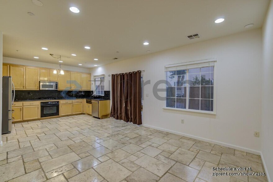 Building Photo - 4 Alisal Ct