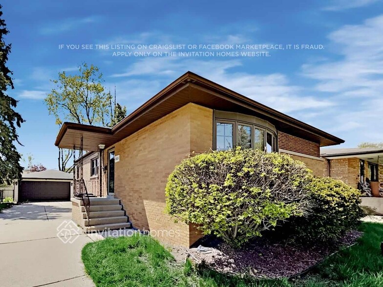 Primary Photo - 10024 Minnick Ave