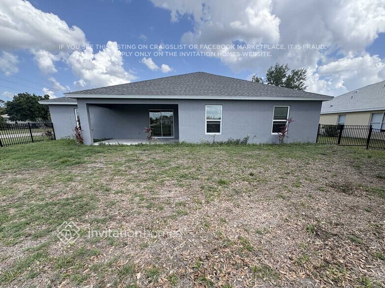 Building Photo - 1067 Paraclete Rd
