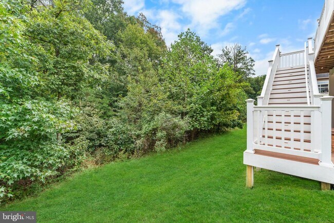 Building Photo - 7570 Arundel Woods Dr