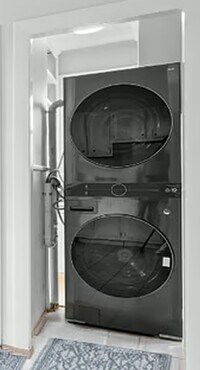 Building Photo - 8 Everett St