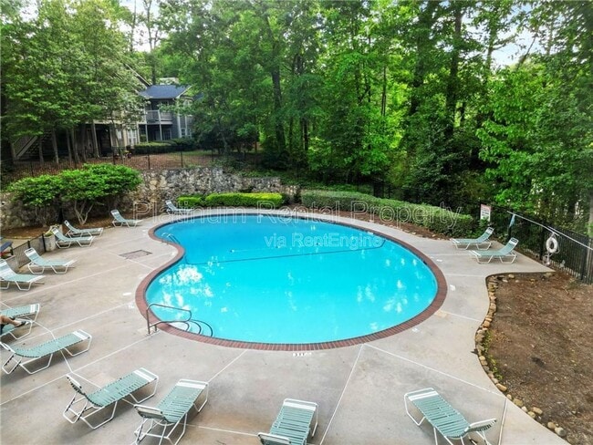 Building Photo - 906 Country Park Dr