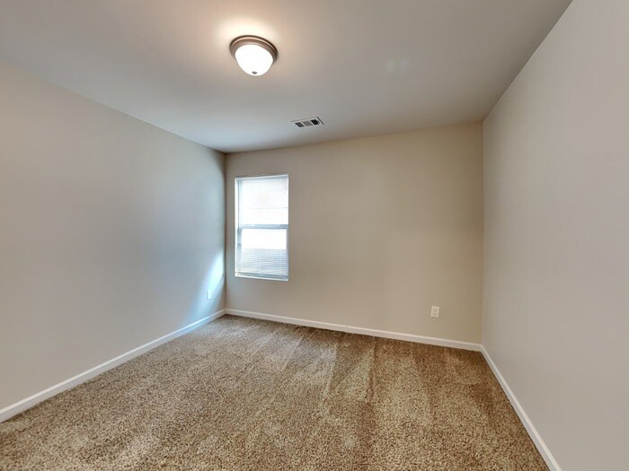 Building Photo - 6120 Avery St SW