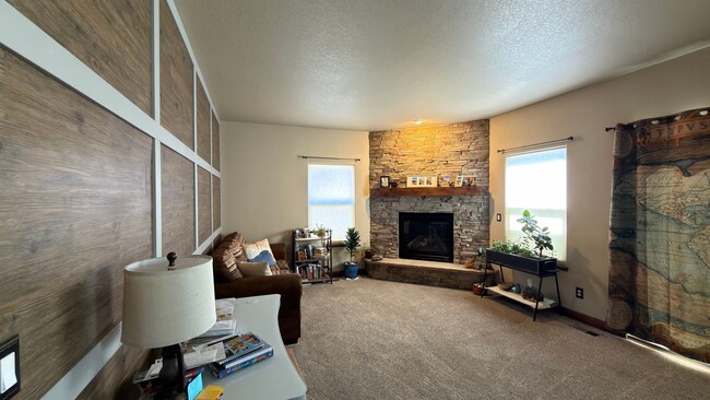 Building Photo - Great Home in Johnstown
