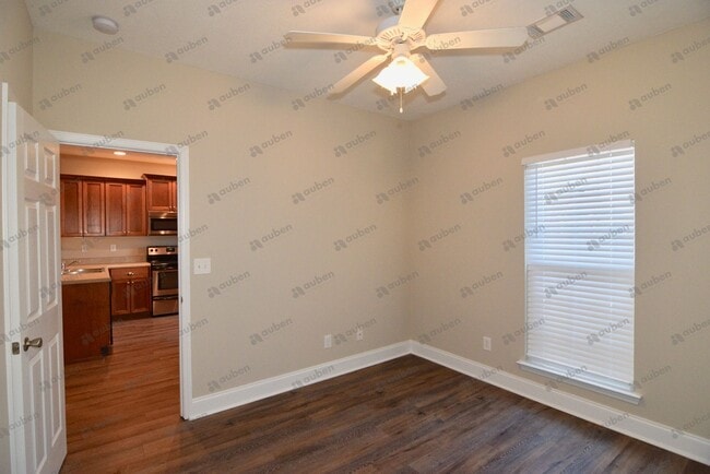 Building Photo - $1,350 - 2 Bed/2 Bath House for rent in Gr...