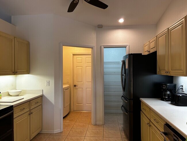 Building Photo - 343 Boundary Blvd